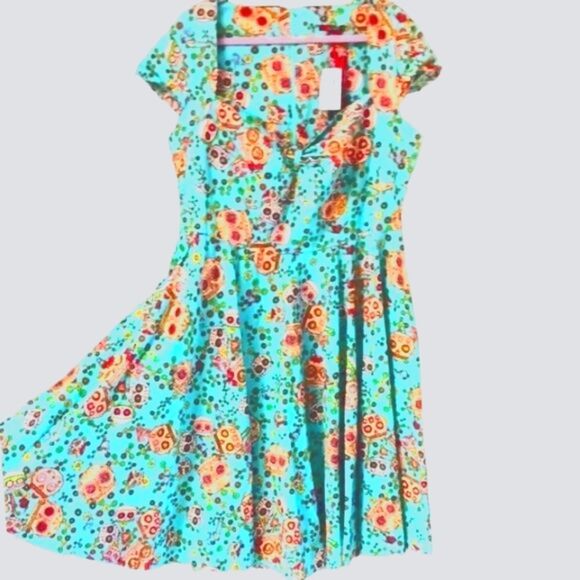 Hell Bunny Plus Size Retro Chic Sweetheart Neckline SkullHearts,Swing Midi Dress - Picture 3 of 15